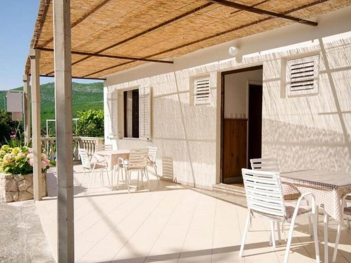 Guest House Rooms Rose Молунат Екстериор снимка
