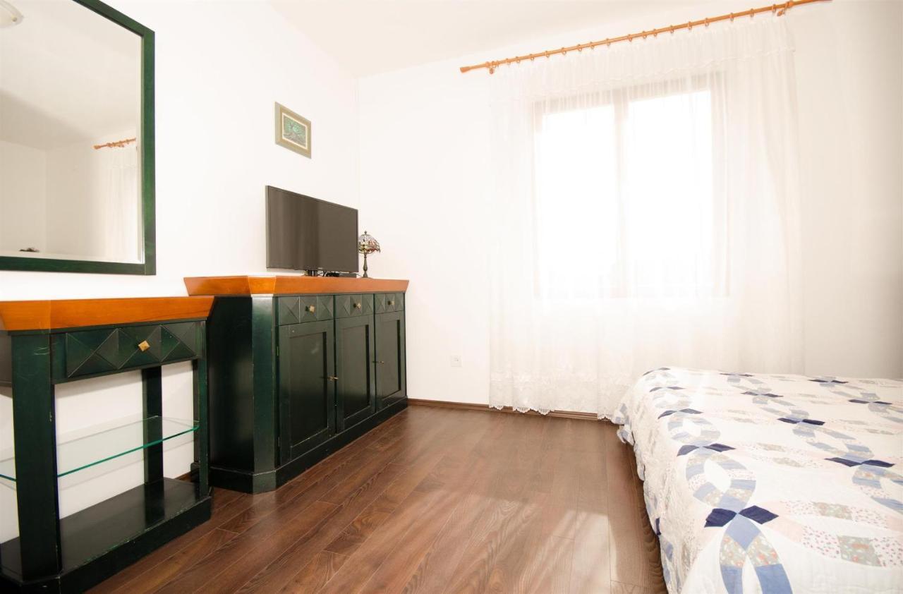 Guest House Rooms Rose Молунат Екстериор снимка