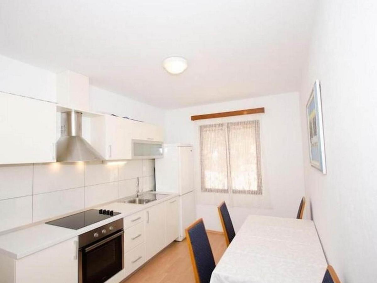 Guest House Rooms Rose Молунат Екстериор снимка