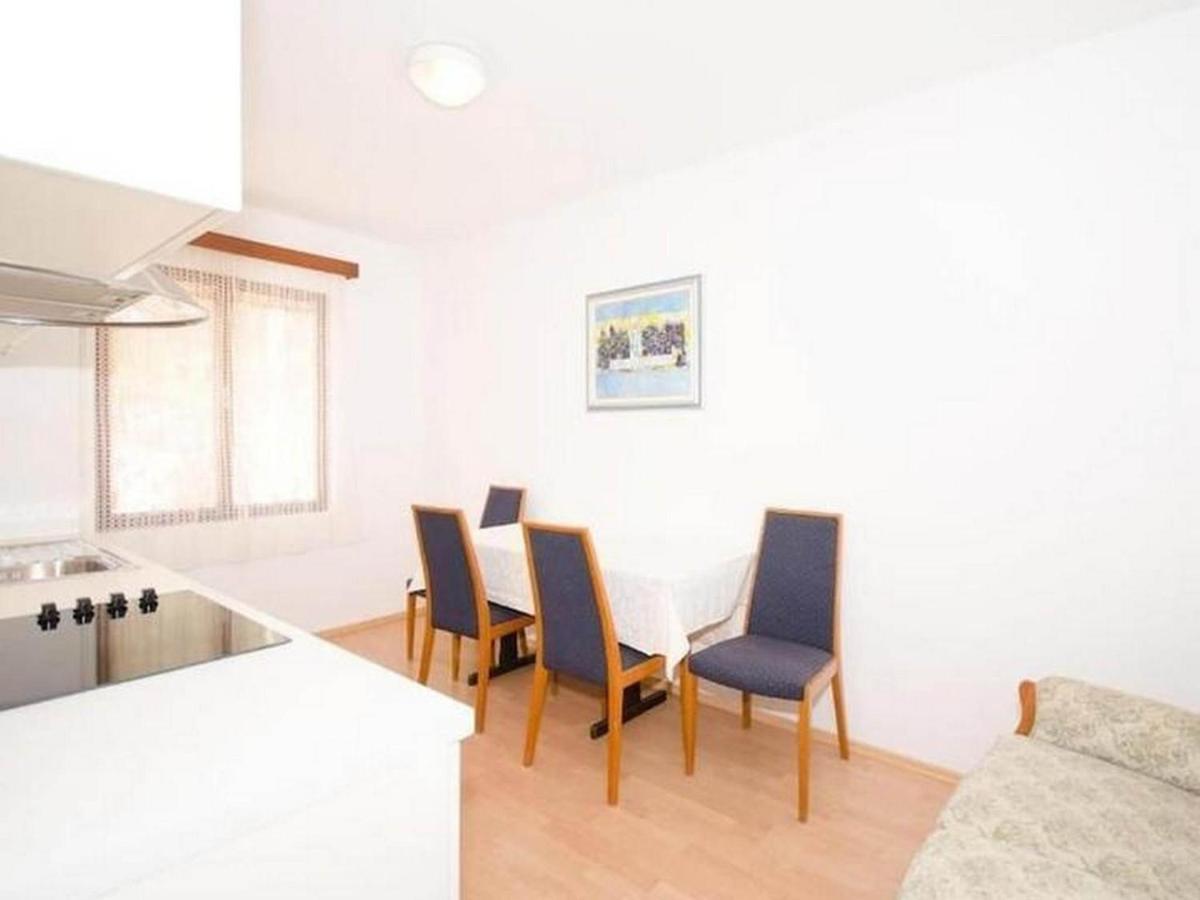 Guest House Rooms Rose Молунат Екстериор снимка
